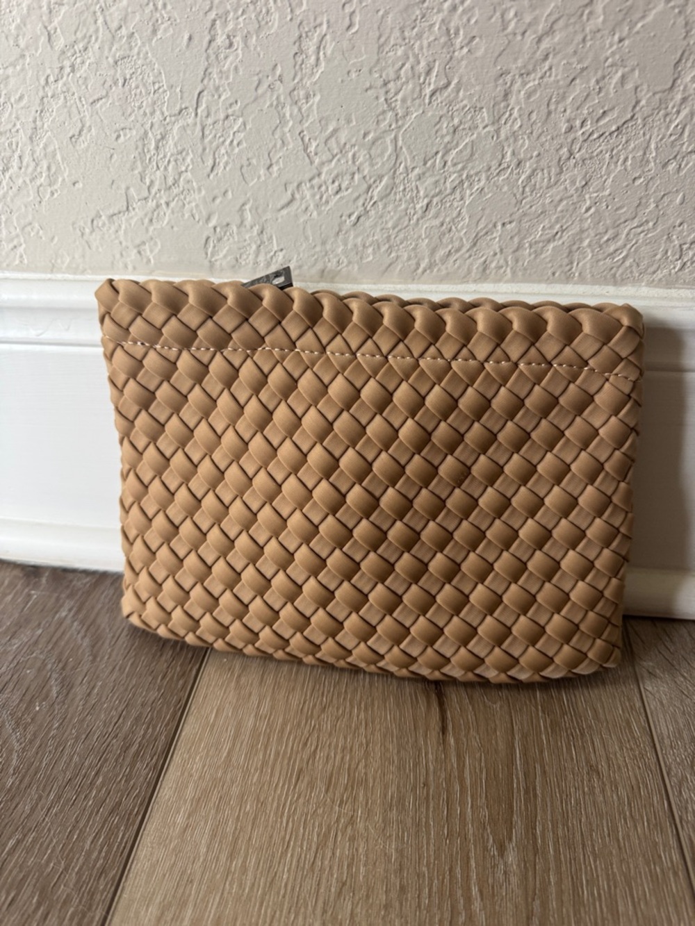 NWT Sol and Selene Woven Beige Women’s Clutch Bag Pouch
